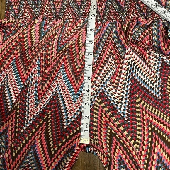 Maude Chevron Multicolor Strapless Bubble Capri Romper Y2K Fashion Womens size M - Picture 8 of 12